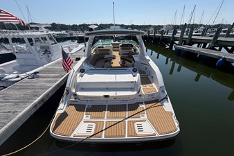 Sea Ray 350 SLX 2 2021 Sea Ray 350 SLX 3