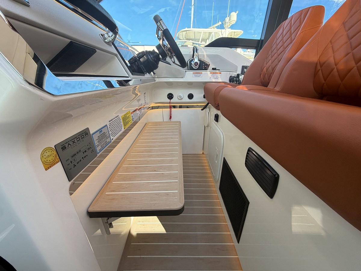 2027 Saxdor 400 GTC 22