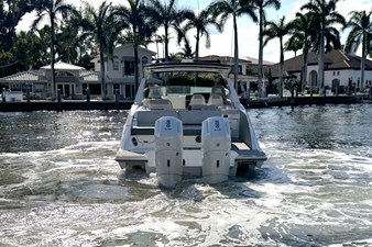 Sea Ray SLX 400 Outboard 5 2026 Sea Ray SLX 400 Outboard 6