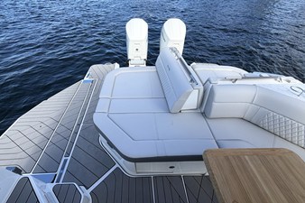 Sea Ray SLX 400 Outboard 16 2026 Sea Ray SLX 400 Outboard 17