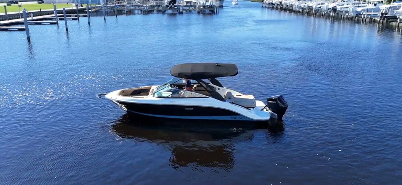 2027 Sea Ray SLX 260 Outboard 2
