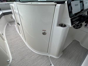 2026 Sea Ray SDX 250 Outboard 15
