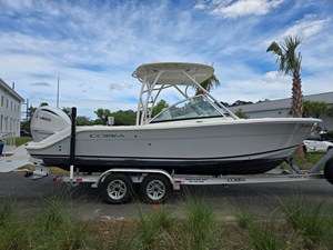Cobia 240 DUAL CONSOLE 0 2023 Cobia 240 DUAL CONSOLE 1
