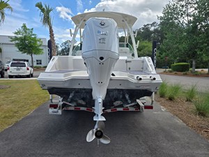 Cobia 240 DUAL CONSOLE 7 2023 Cobia 240 DUAL CONSOLE 8