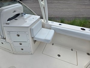 Cobia 240 DUAL CONSOLE 11 2023 Cobia 240 DUAL CONSOLE 12