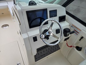 Cobia 240 DUAL CONSOLE 17 2023 Cobia 240 DUAL CONSOLE 18