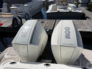 Boston Whaler 280 VANTAGE 5 2021 Boston Whaler 280 VANTAGE 6