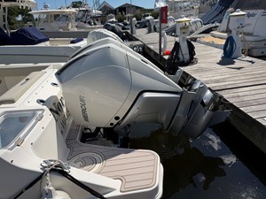 Boston Whaler 280 VANTAGE 6 2021 Boston Whaler 280 VANTAGE 7