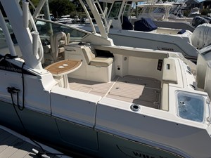 Boston Whaler 280 VANTAGE 7 2021 Boston Whaler 280 VANTAGE 8