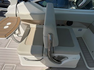 Boston Whaler 280 VANTAGE 13 2021 Boston Whaler 280 VANTAGE 14