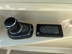 Boston Whaler 280 VANTAGE 15 2021 Boston Whaler 280 VANTAGE 16