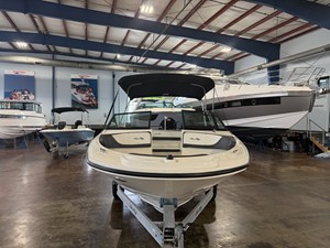 Sea Ray 190 SPX OB 2 2018 Sea Ray 190 SPX OB 3