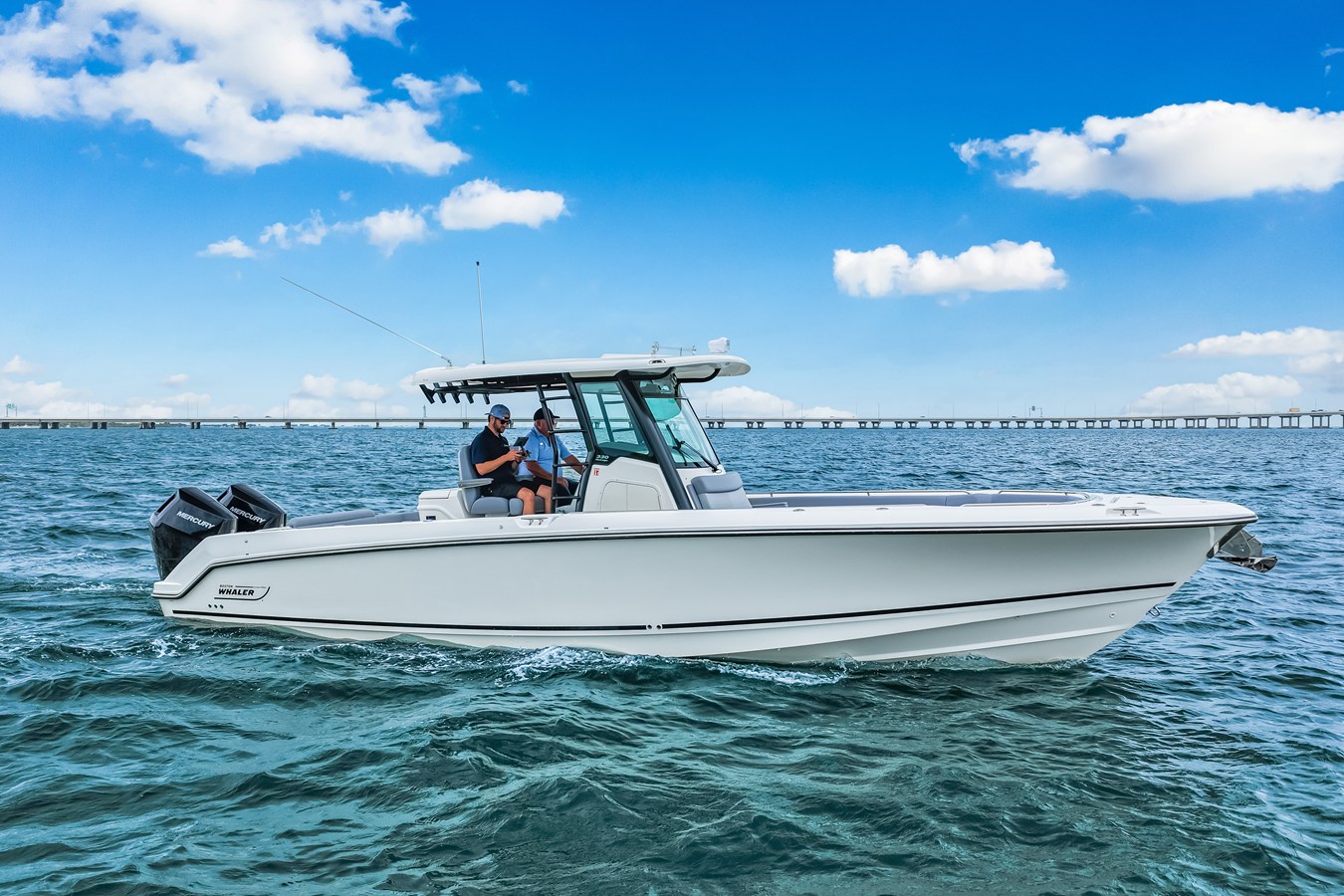 2026 Boston Whaler 330 Outrage 2