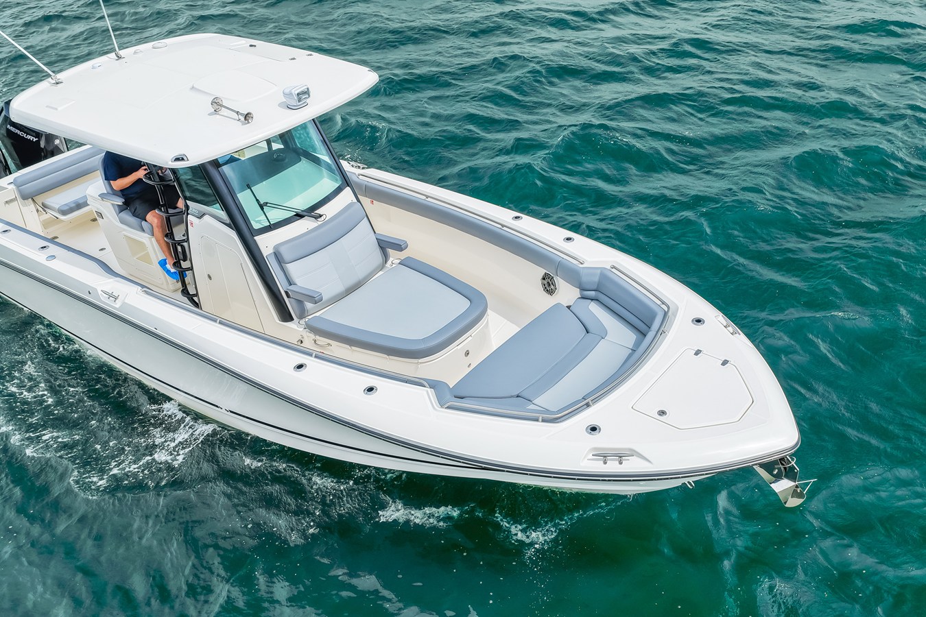 2026 Boston Whaler 330 Outrage 5