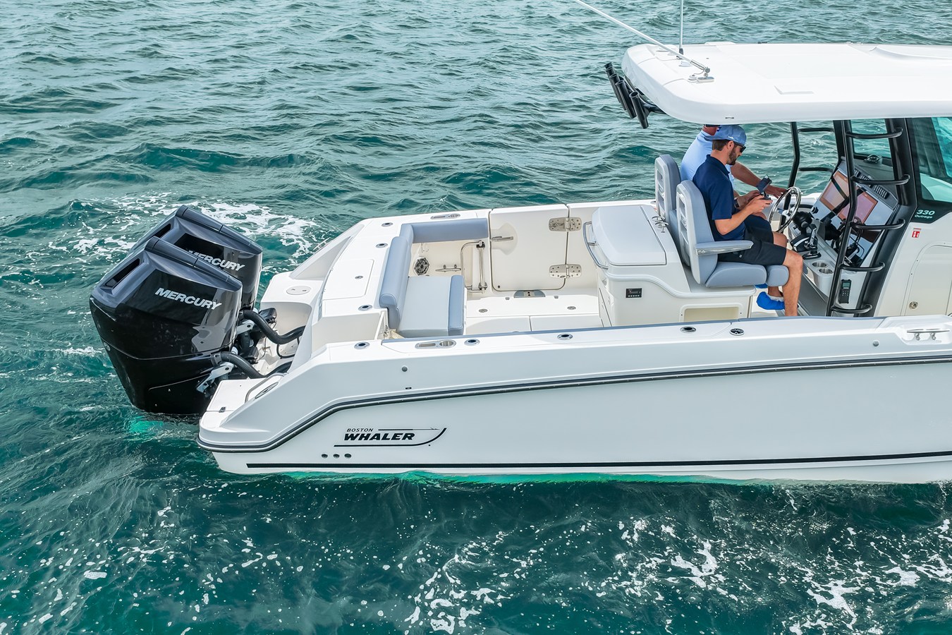 2026 Boston Whaler 330 Outrage 7