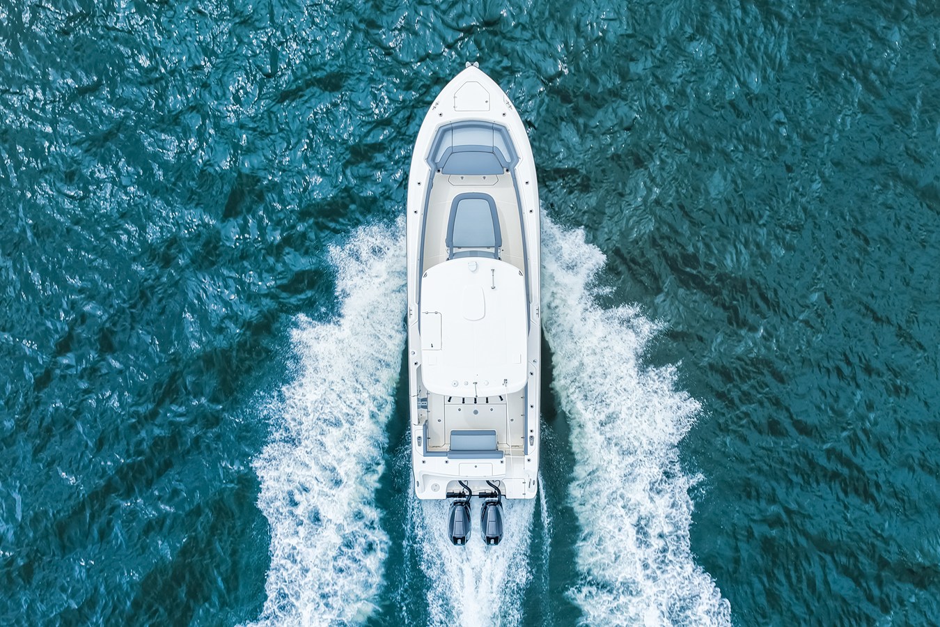 2026 Boston Whaler 330 Outrage 27