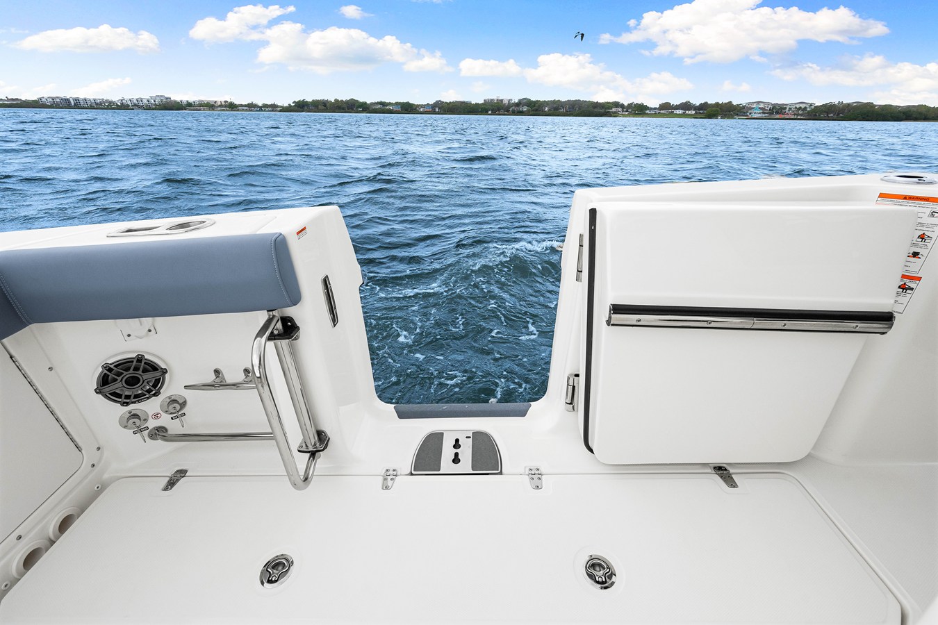 2026 Boston Whaler 330 Outrage 43