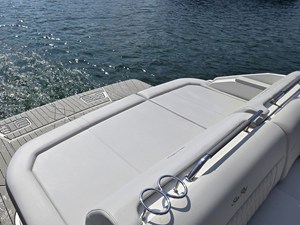 2027 Sea Ray SLX 400 10