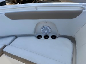 Sailfish 275 DC 24 2016 Sailfish 275 DC 25