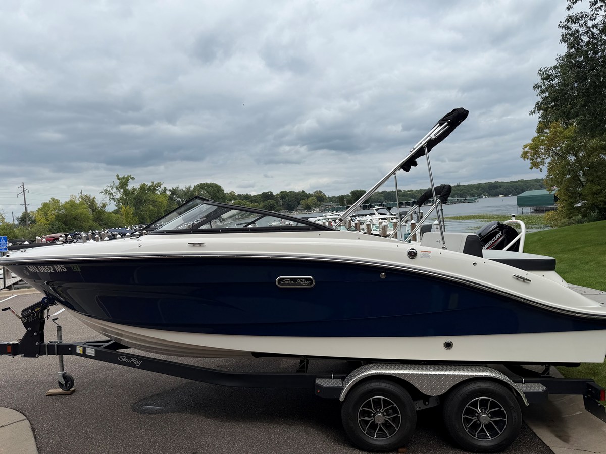 2025 Sea Ray 21 SPX 3