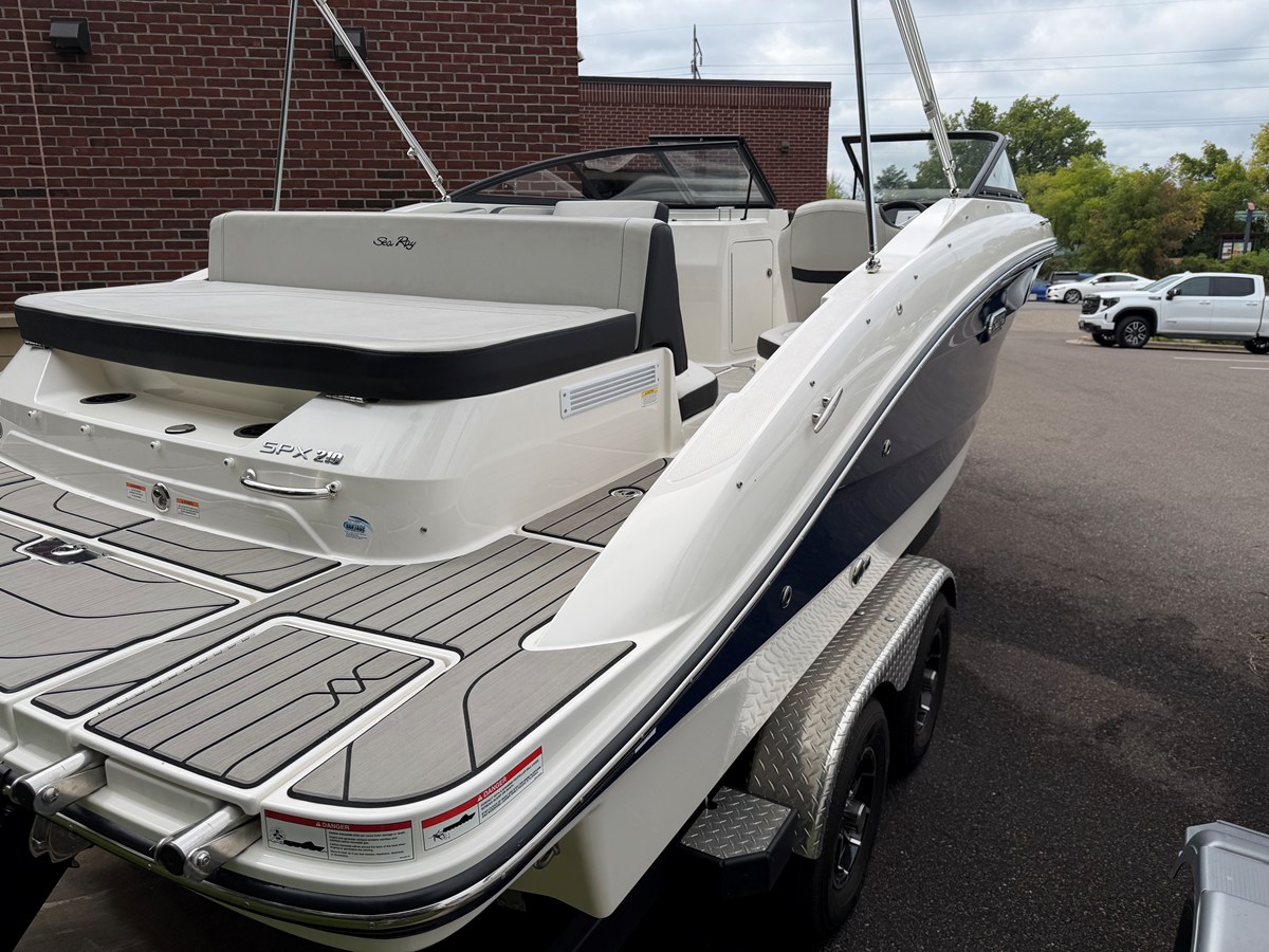 2025 Sea Ray 21 SPX 8