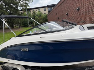Sea Ray 21 SPX 3 2025 Sea Ray 21 SPX 4