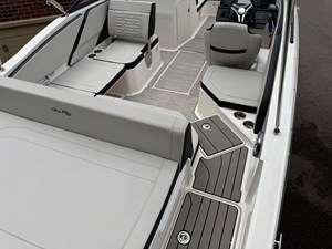 2025 Sea Ray 21 SPX 10