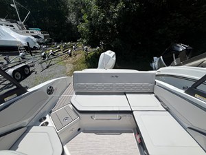 Sea Ray SPX 210 Outboard 3 2026 Sea Ray SPX 210 Outboard 4