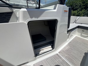 Sea Ray SPX 210 Outboard 11 2026 Sea Ray SPX 210 Outboard 12