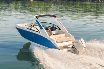 Sea Ray SDX 230 Outboard 3 2026 Sea Ray SDX 230 Outboard 4