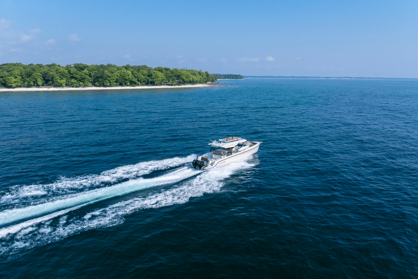 2027 Cruisers Yachts 38 VTR EC 36