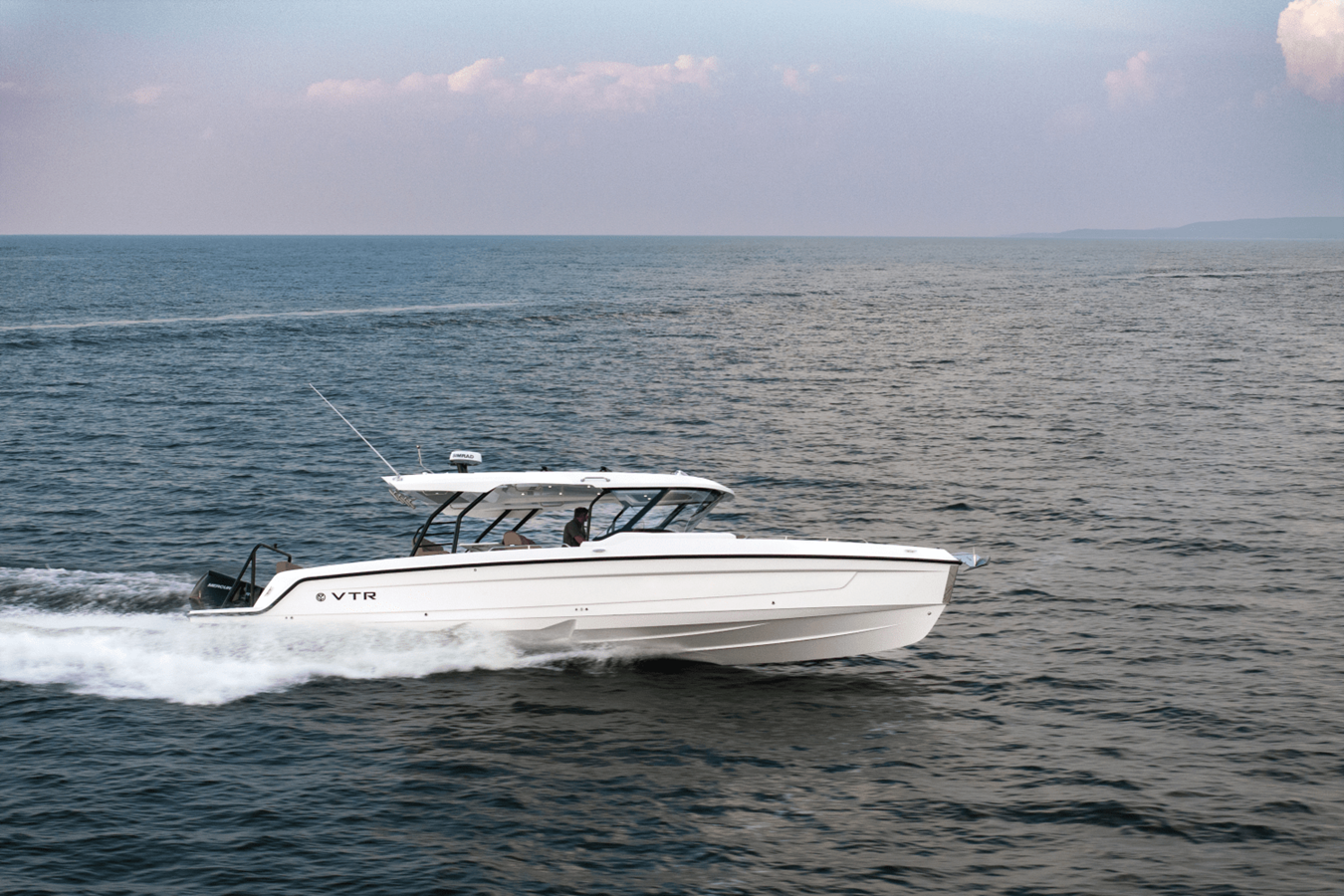 2027 Cruisers Yachts 38 VTR EC 40