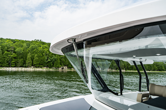 2027 Cruisers Yachts 38 VTR EC 33