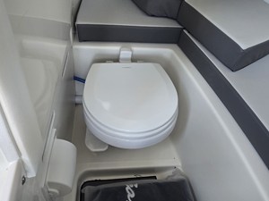 2027 Sea Ray SDX 250 Surf 31