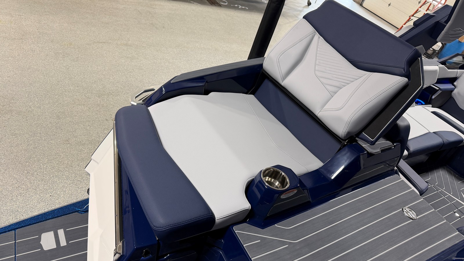 2027 Mastercraft X23 14
