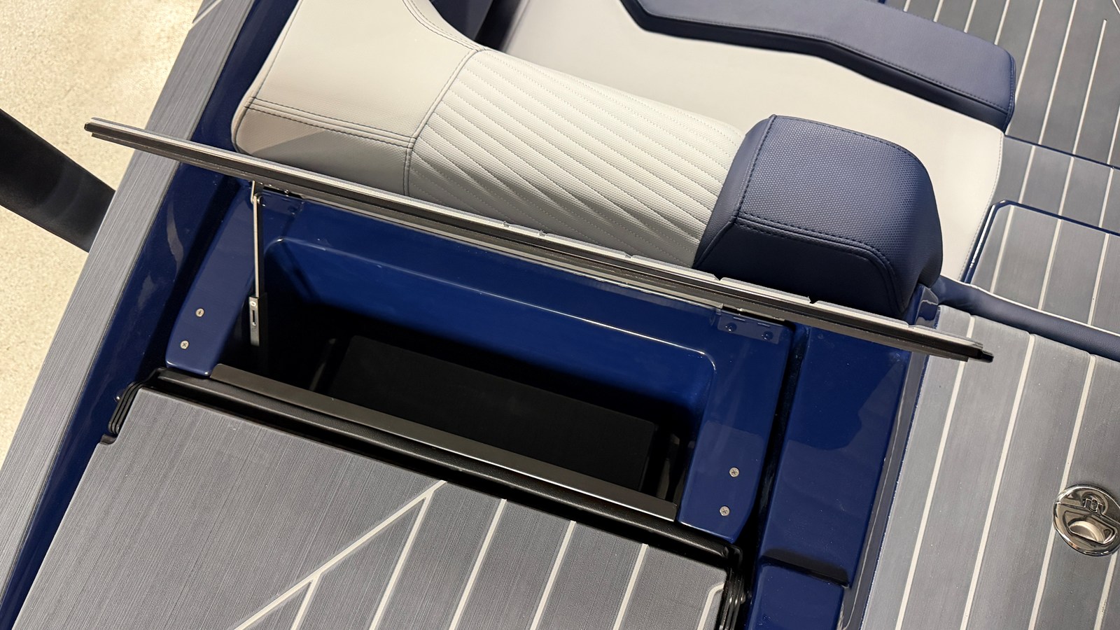 2027 Mastercraft X23 16