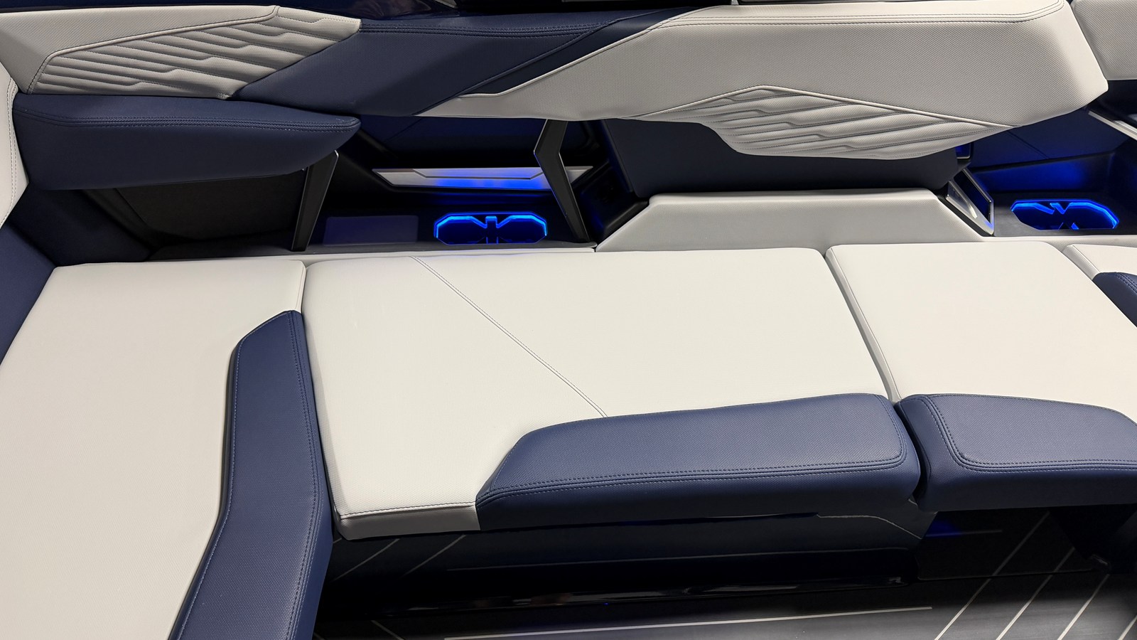 2027 Mastercraft X23 40