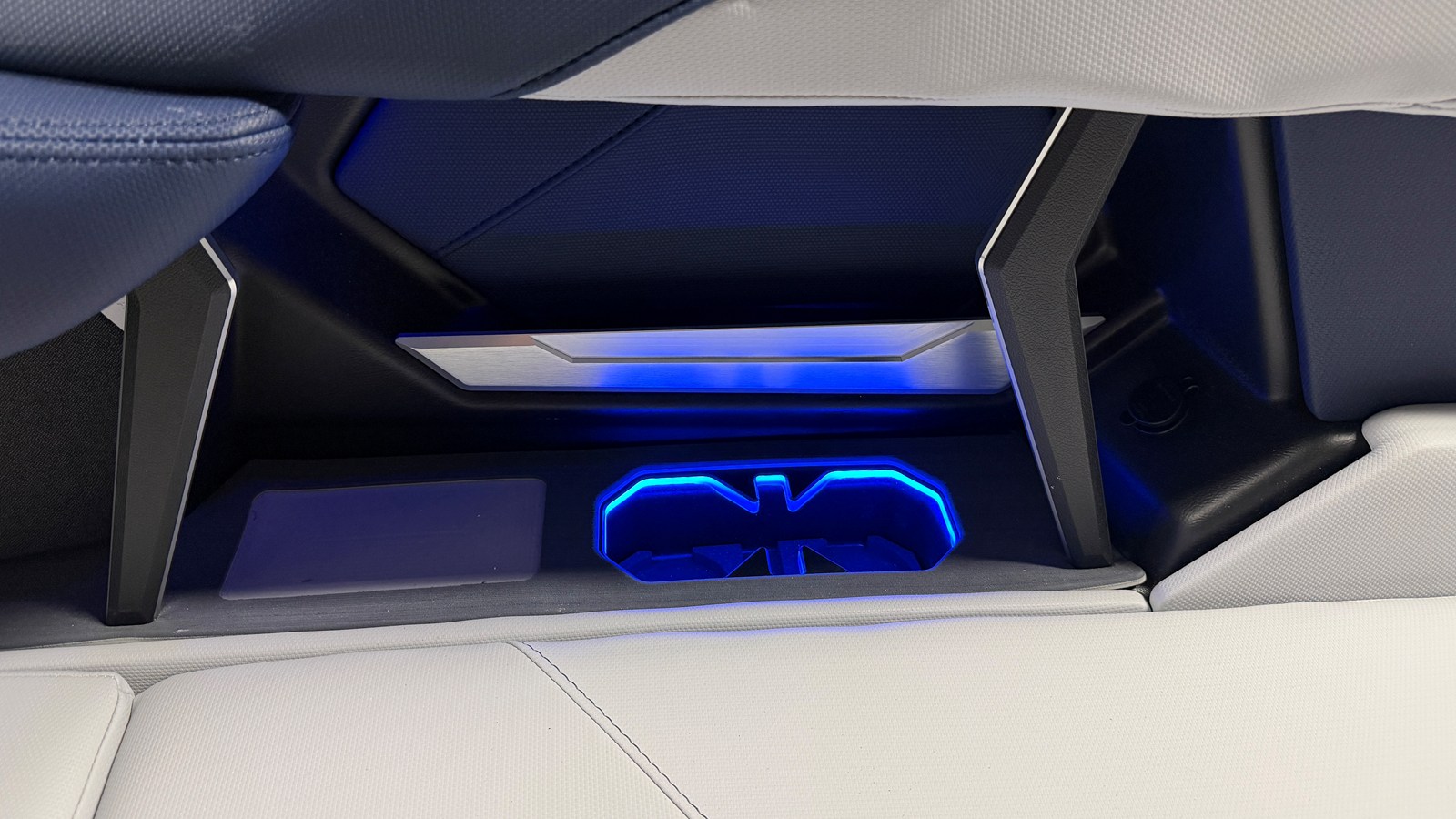 2027 Mastercraft X23 41