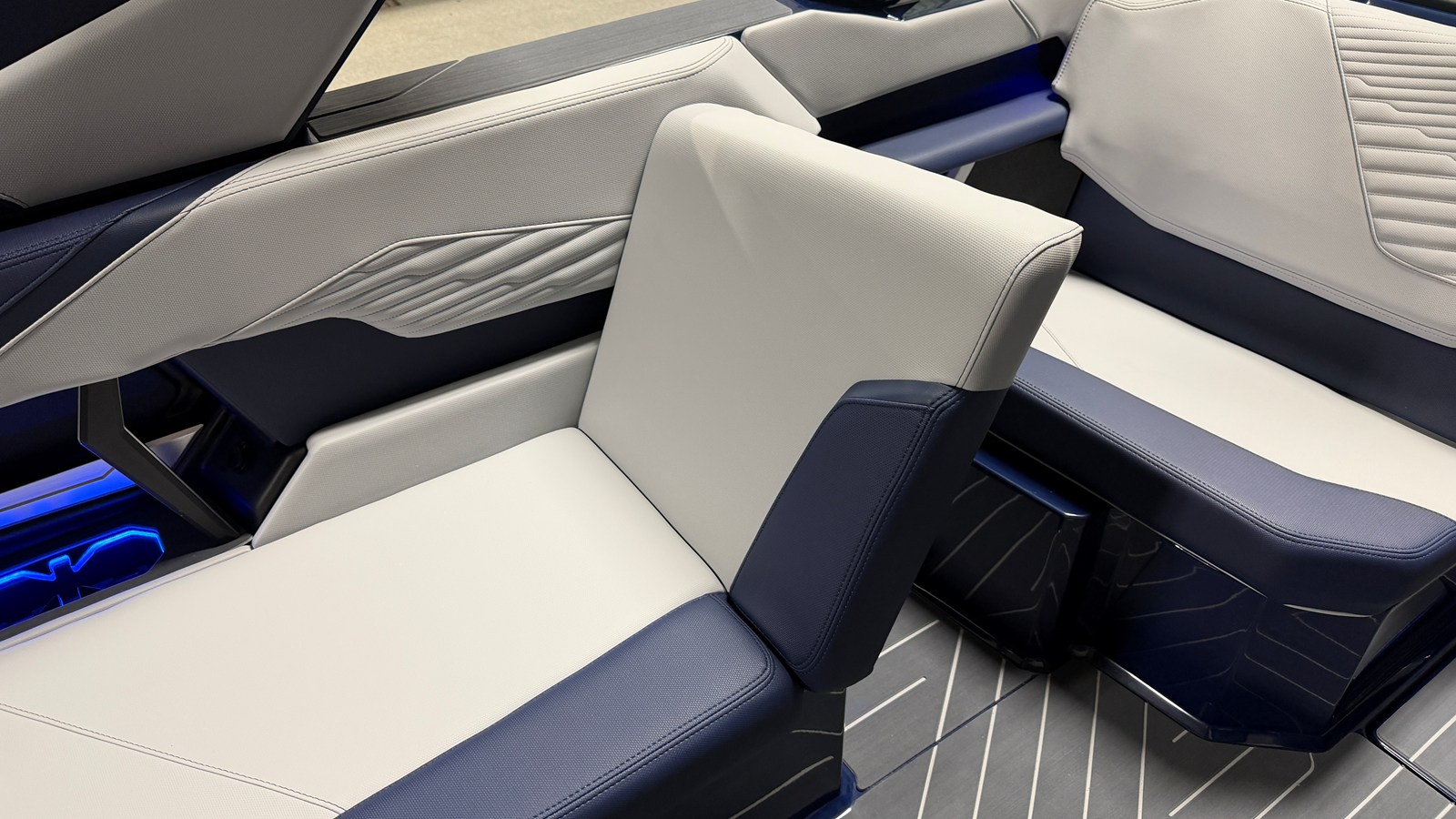 2027 Mastercraft X23 45