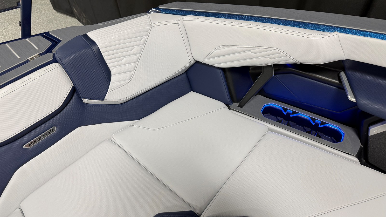 2027 Mastercraft X23 92