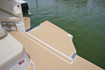 Cruisers Yachts 38 GLS 10 2026 Cruisers Yachts 38 GLS 11