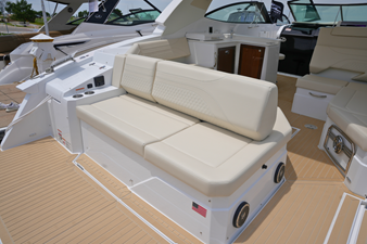 Cruisers Yachts 38 GLS 15 2026 Cruisers Yachts 38 GLS 16
