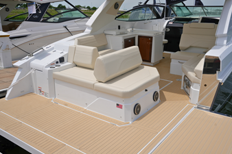 Cruisers Yachts 38 GLS 18 2026 Cruisers Yachts 38 GLS 19