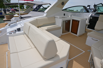 Cruisers Yachts 38 GLS 22 2026 Cruisers Yachts 38 GLS 23