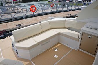 Cruisers Yachts 38 GLS 25 2026 Cruisers Yachts 38 GLS 26