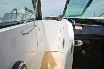 Cruisers Yachts 38 GLS 45 2026 Cruisers Yachts 38 GLS 46