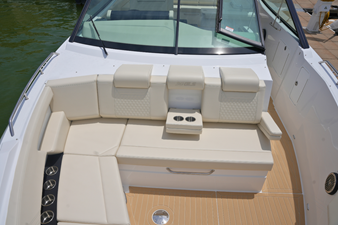 Cruisers Yachts 38 GLS 48 2026 Cruisers Yachts 38 GLS 49