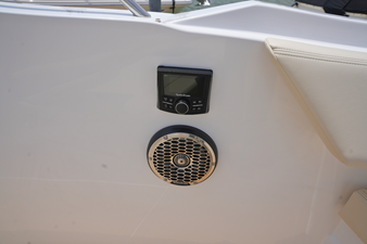 Cruisers Yachts 38 GLS 50 2026 Cruisers Yachts 38 GLS 51