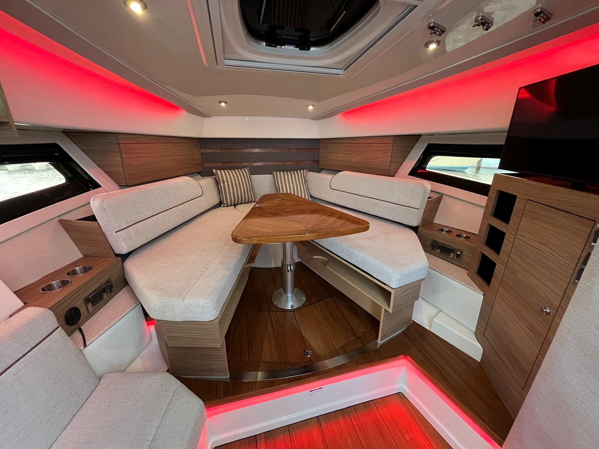 2026 Boston Whaler 365 Conquest 38
