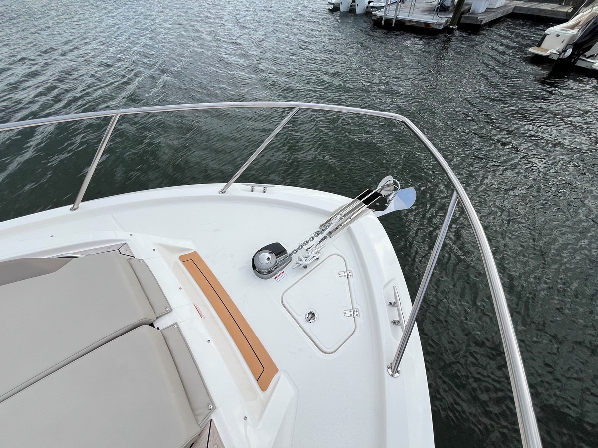 2026 Boston Whaler 365 Conquest 55